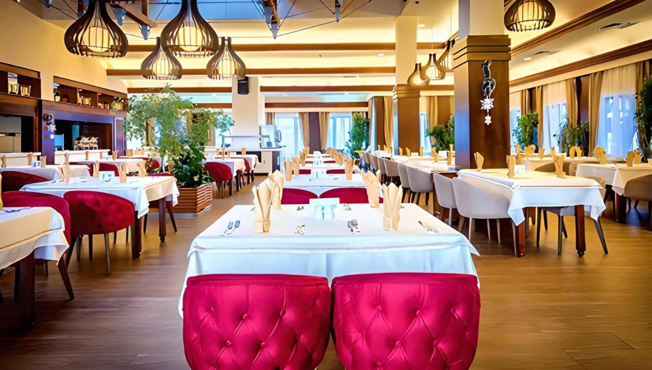 Platinum Hotel And Casino Bansko Bagian luar foto
